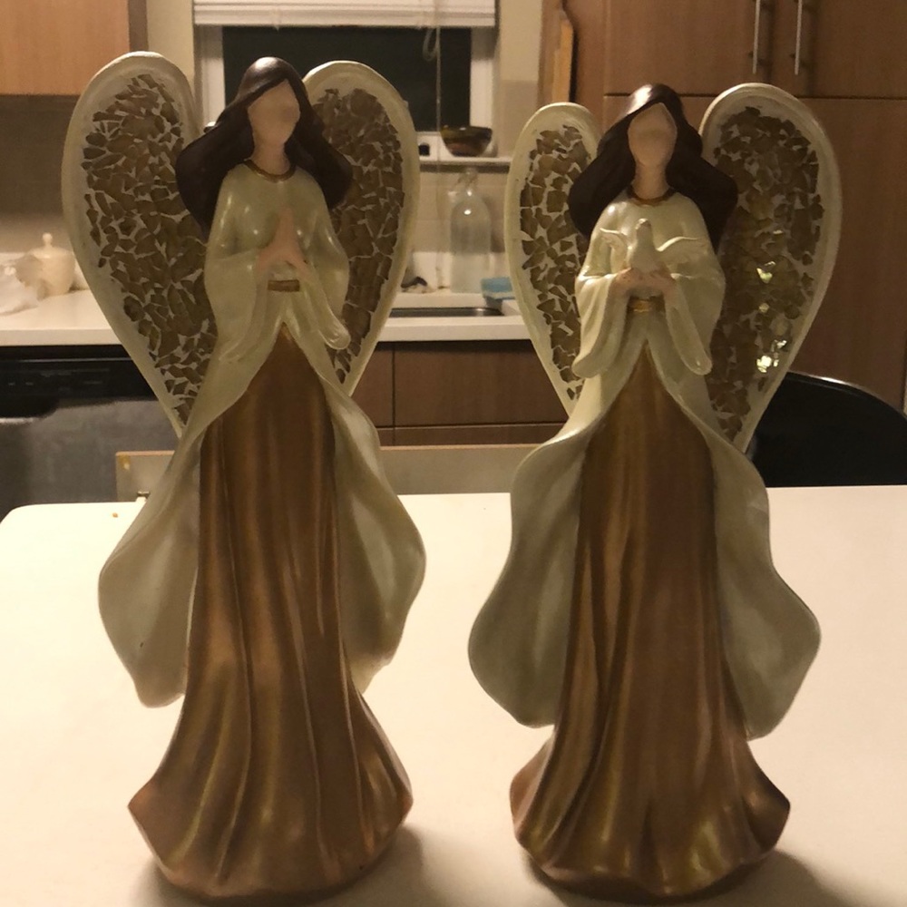 Two woman Angels
